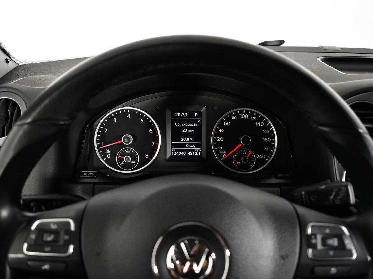 Volkswagen Tiguan, 2015 Фото №11