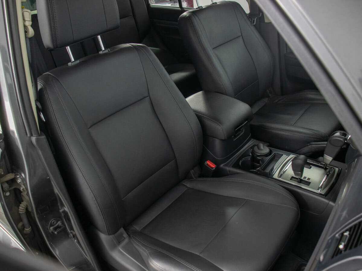 Mitsubishi Pajero, 2017 Фото №10