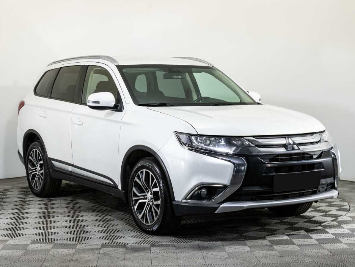 Mitsubishi Outlander, 2017 - 140 611 км. | Фото №3