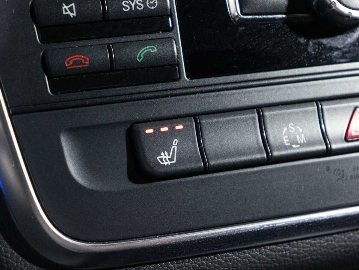 Mercedes-Benz CLA 200, 2013 Фото №15