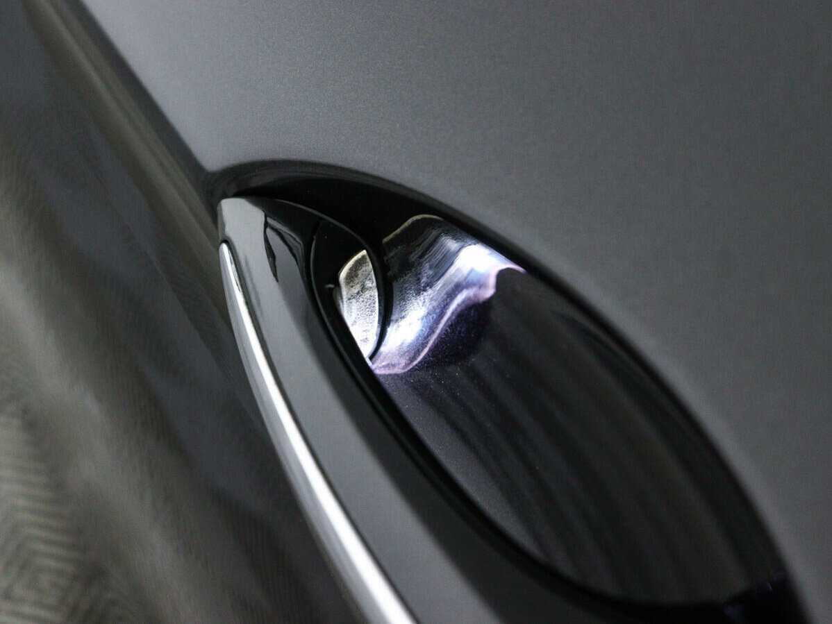 BMW 5 серии 530d xDrive, 2016 Фото №16