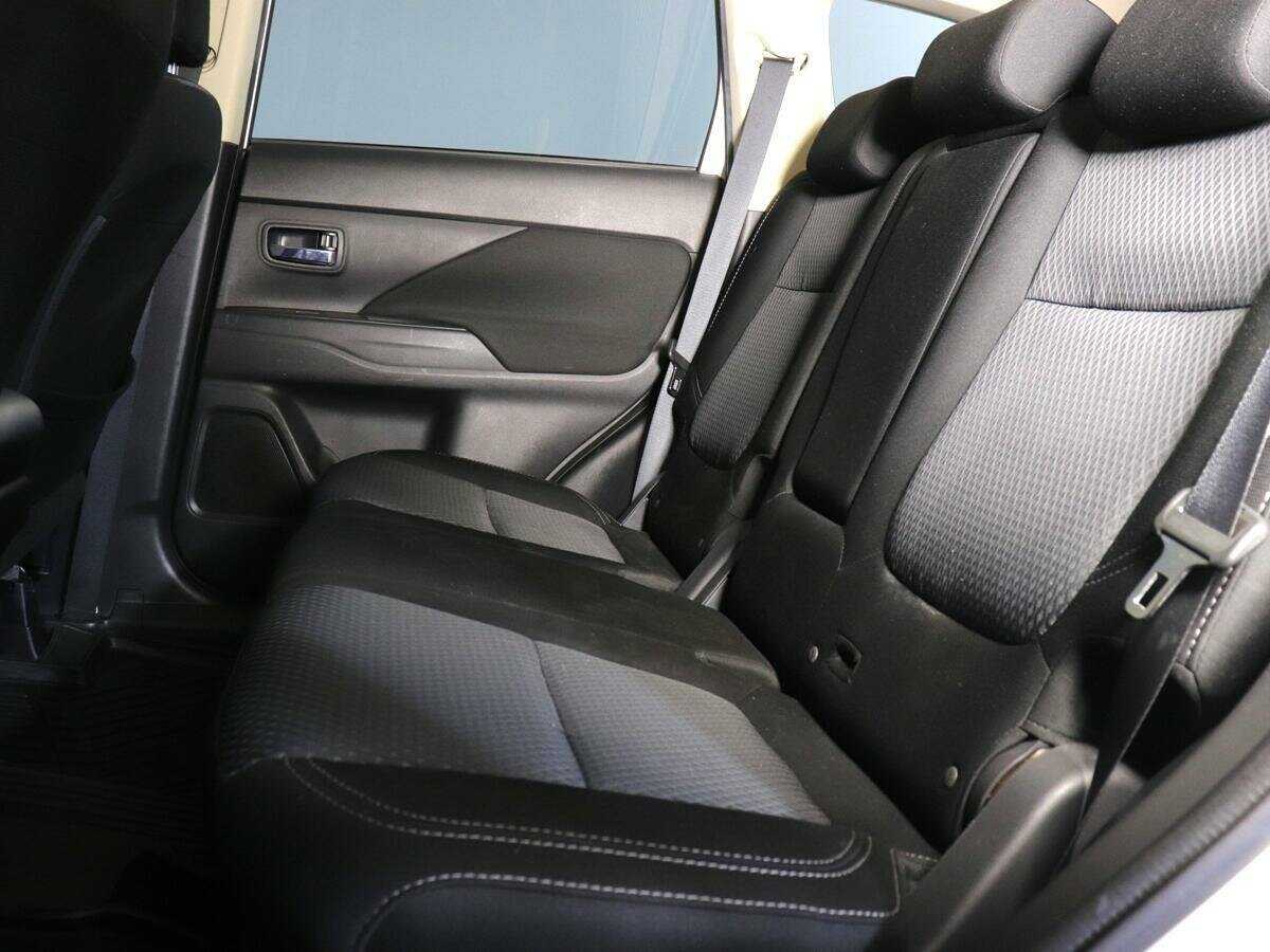 Mitsubishi Outlander, 2019 Фото №10