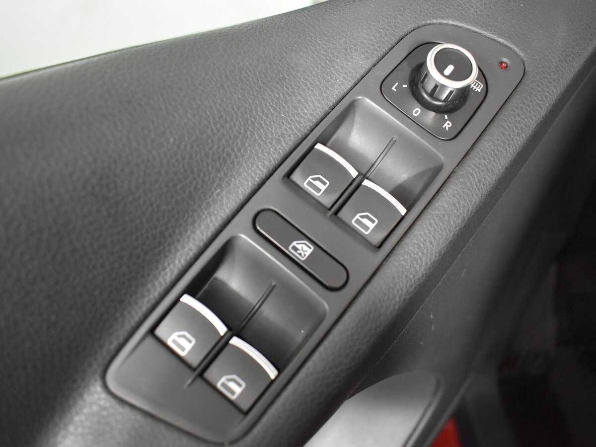 Volkswagen Tiguan, 2012 - 198 628 км. | Фото №6