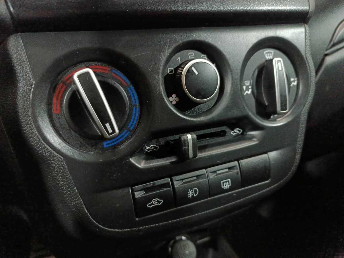 Lada (ВАЗ) Granta, 2018 Фото №13