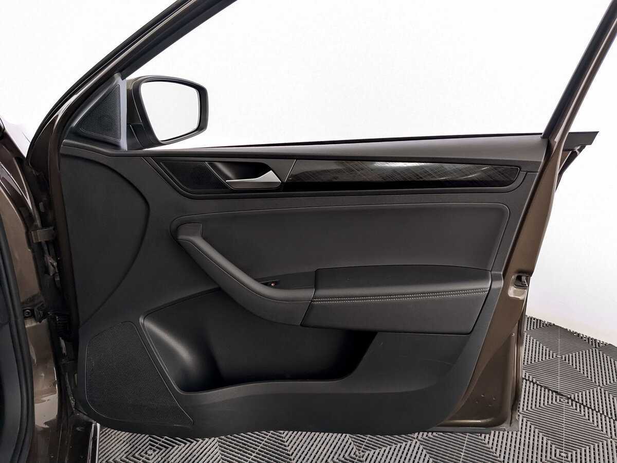 Volkswagen Polo, 2020 Фото №20