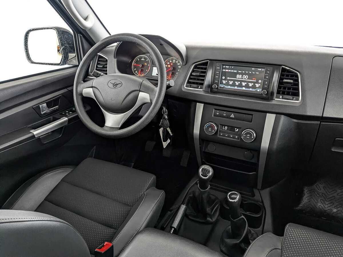 УАЗ Patriot, 2023 Фото №17