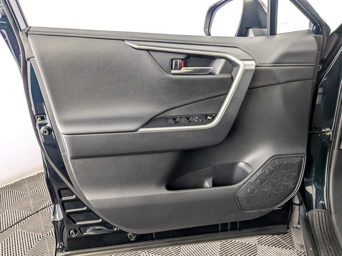 Toyota RAV4, 2020 - 108 000 км. | Фото №4