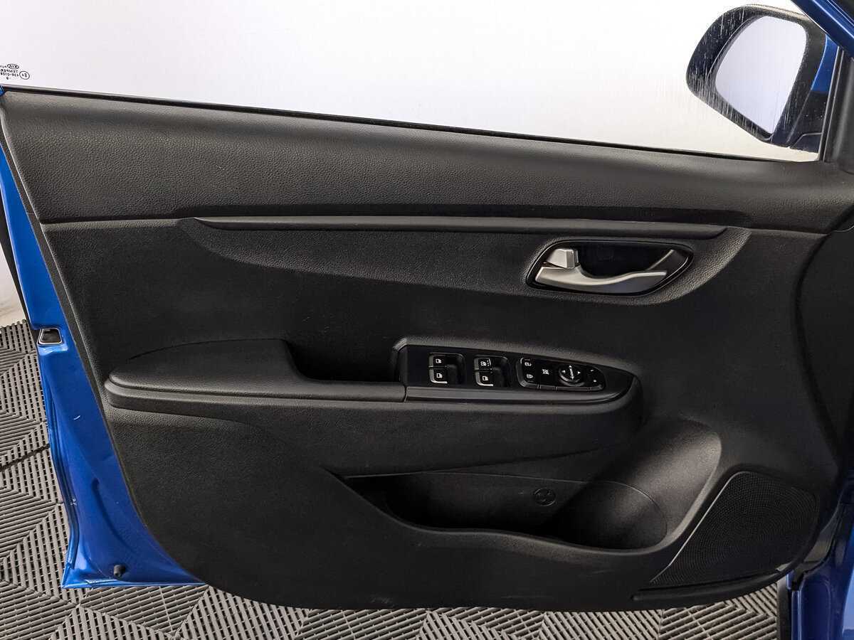 Kia Rio X-Line, 2019 Фото №15