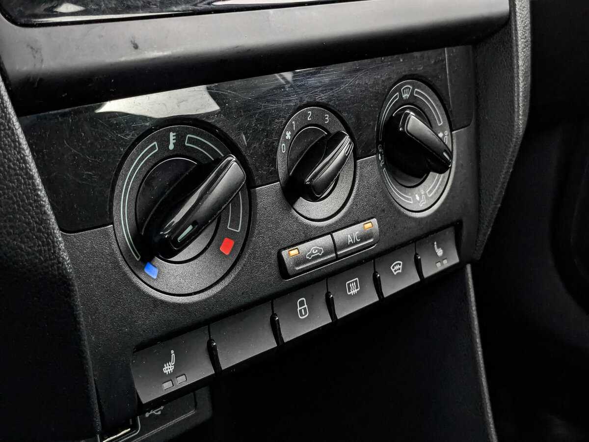 Skoda Rapid, 2019 Фото №19