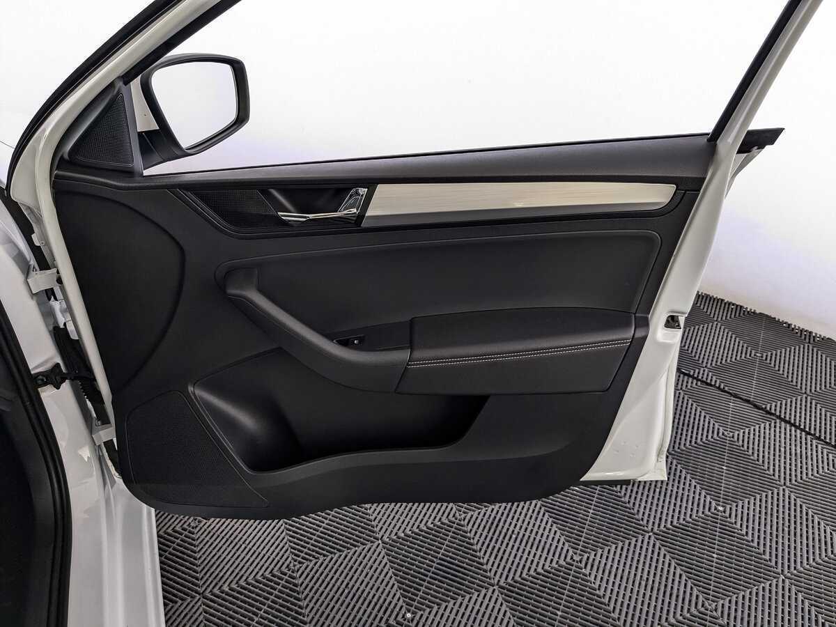 Skoda Rapid, 2019 Фото №21