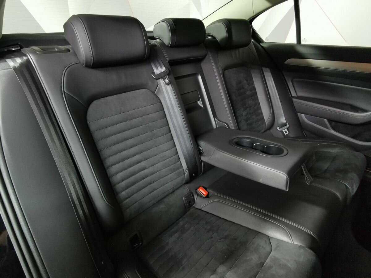 Volkswagen Passat, 2019 Фото №13