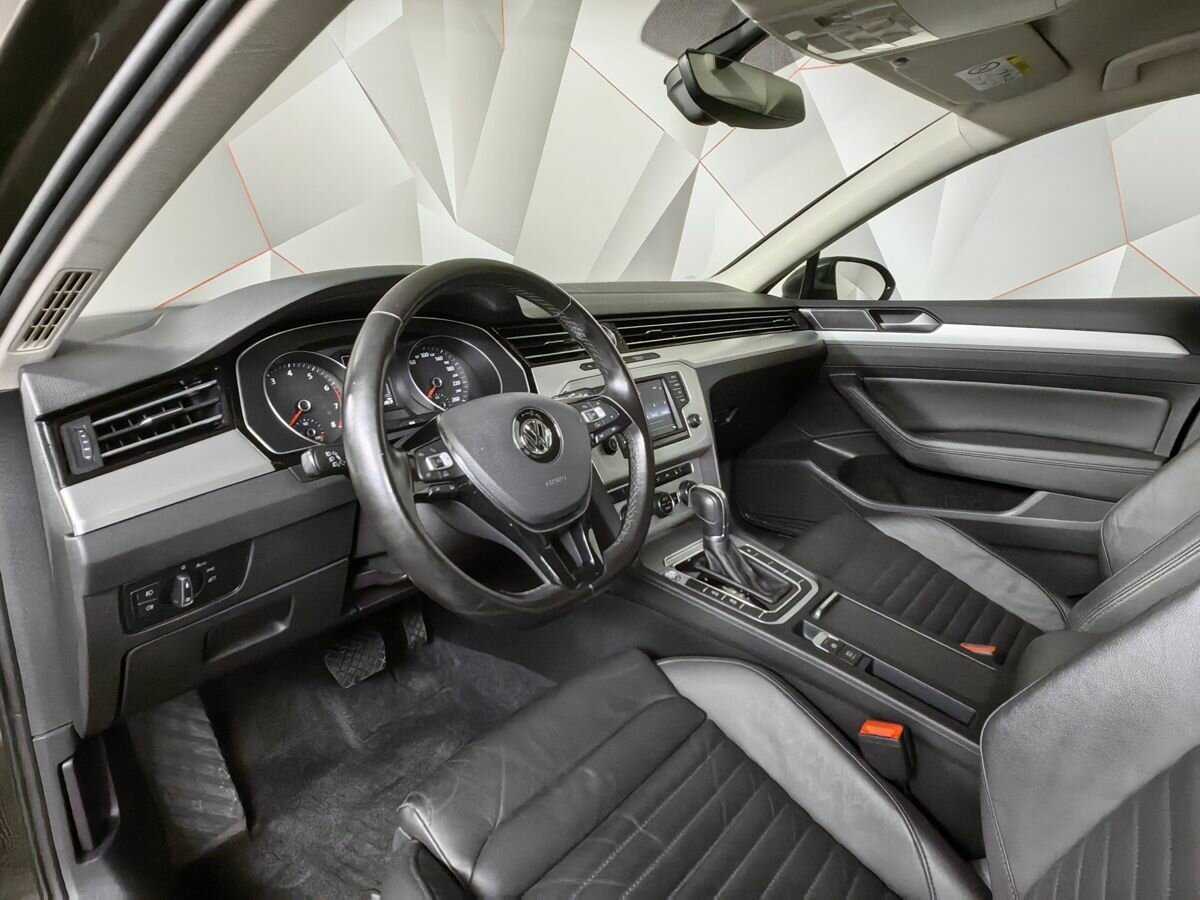 Volkswagen Passat, 2017 Фото №14