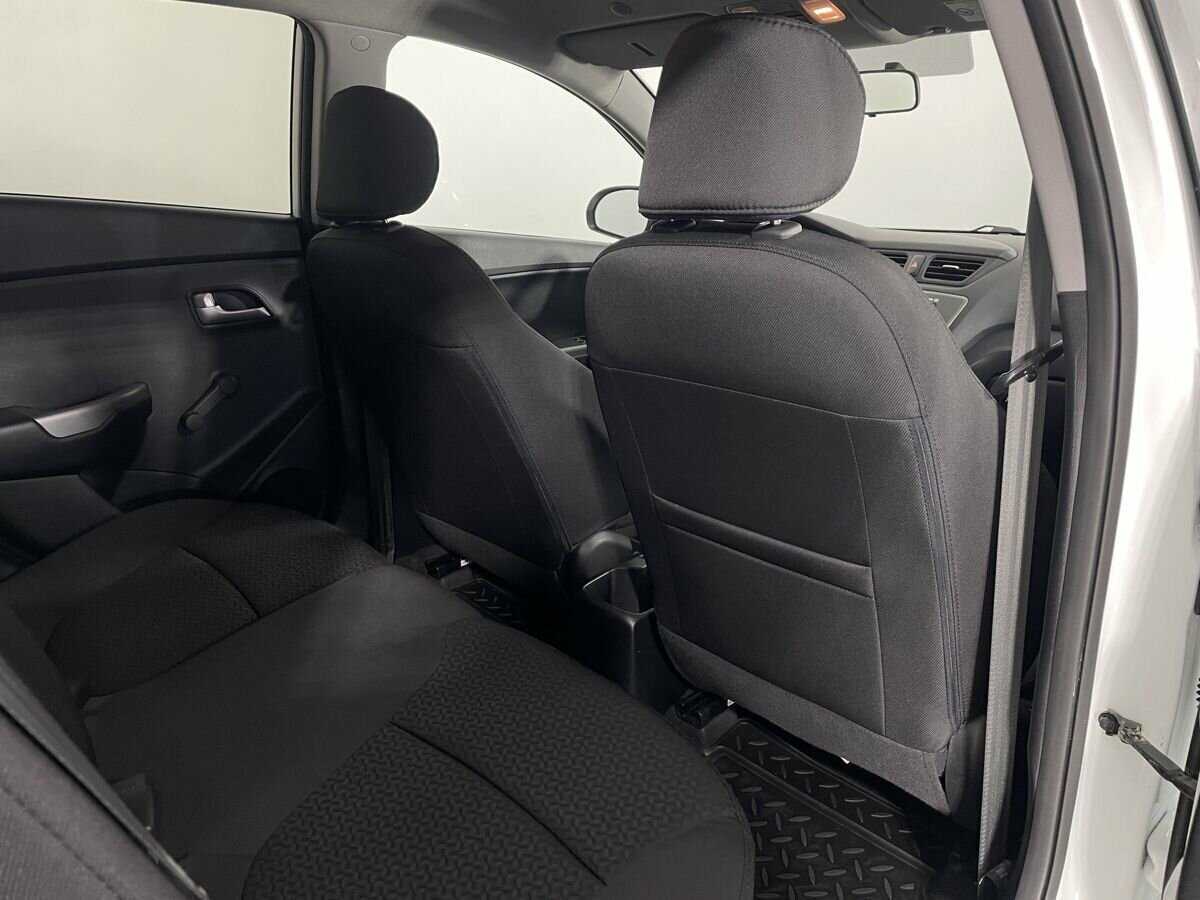 Kia Rio, 2017 Фото №16