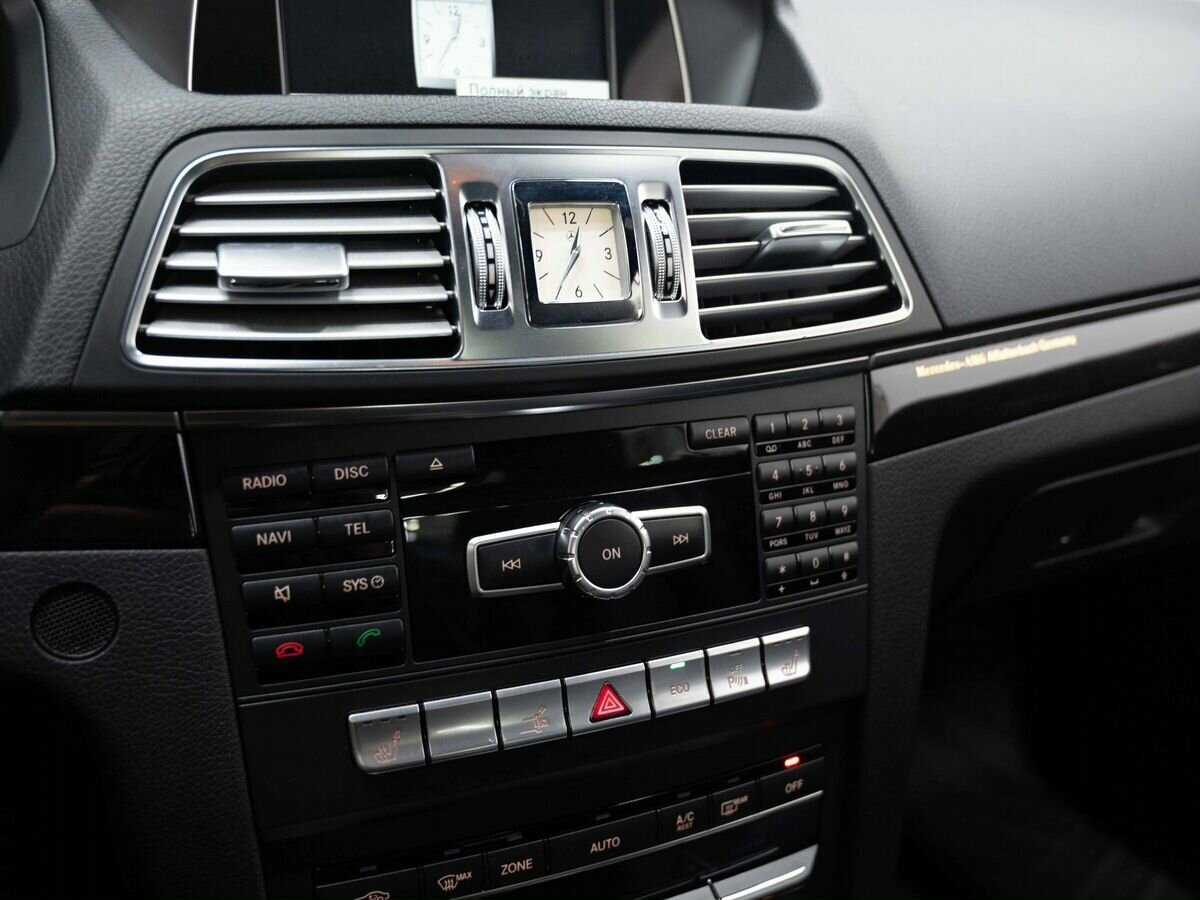 Mercedes-Benz E-Класс 200, 2013 Фото №20