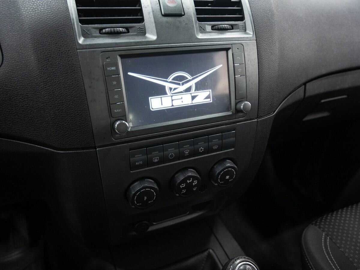 УАЗ Patriot, 2015 Фото №20