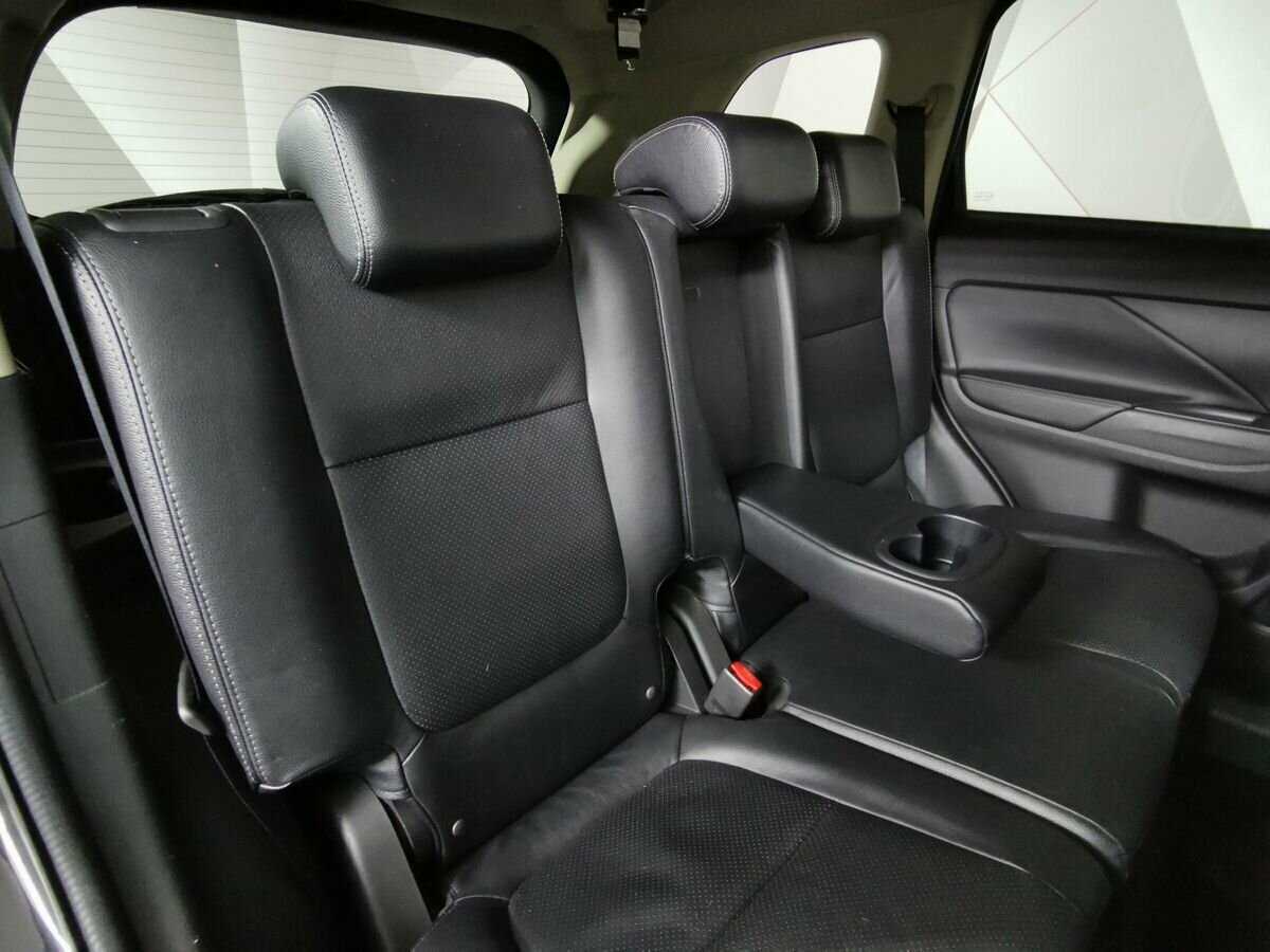 Mitsubishi Outlander, 2016 Фото №13