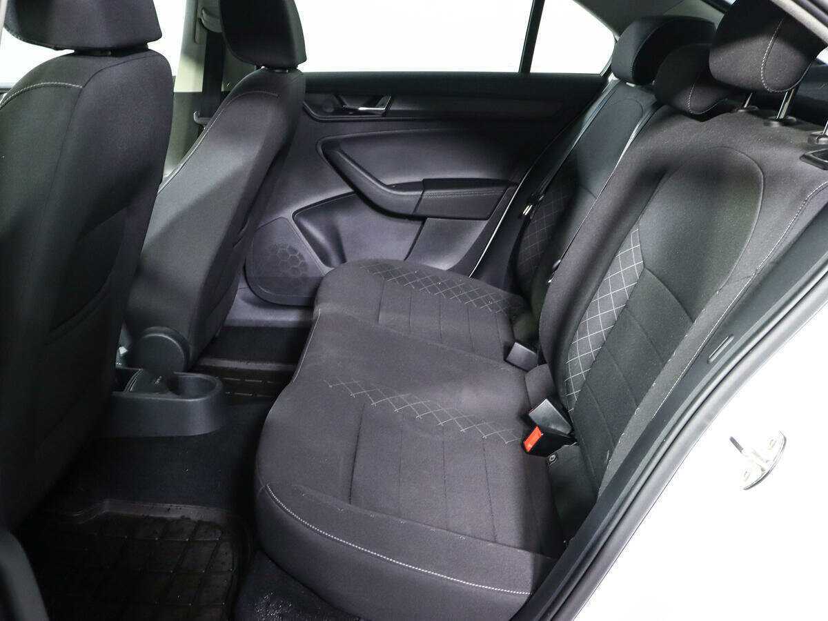 Skoda Rapid, 2020 - 79 936 км. | Фото №8