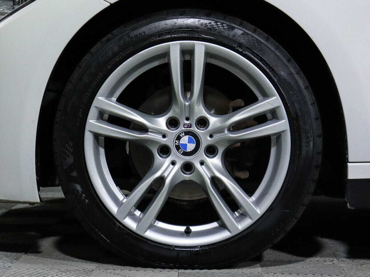 BMW 3 серии 320i xDrive, 2015 Фото №15