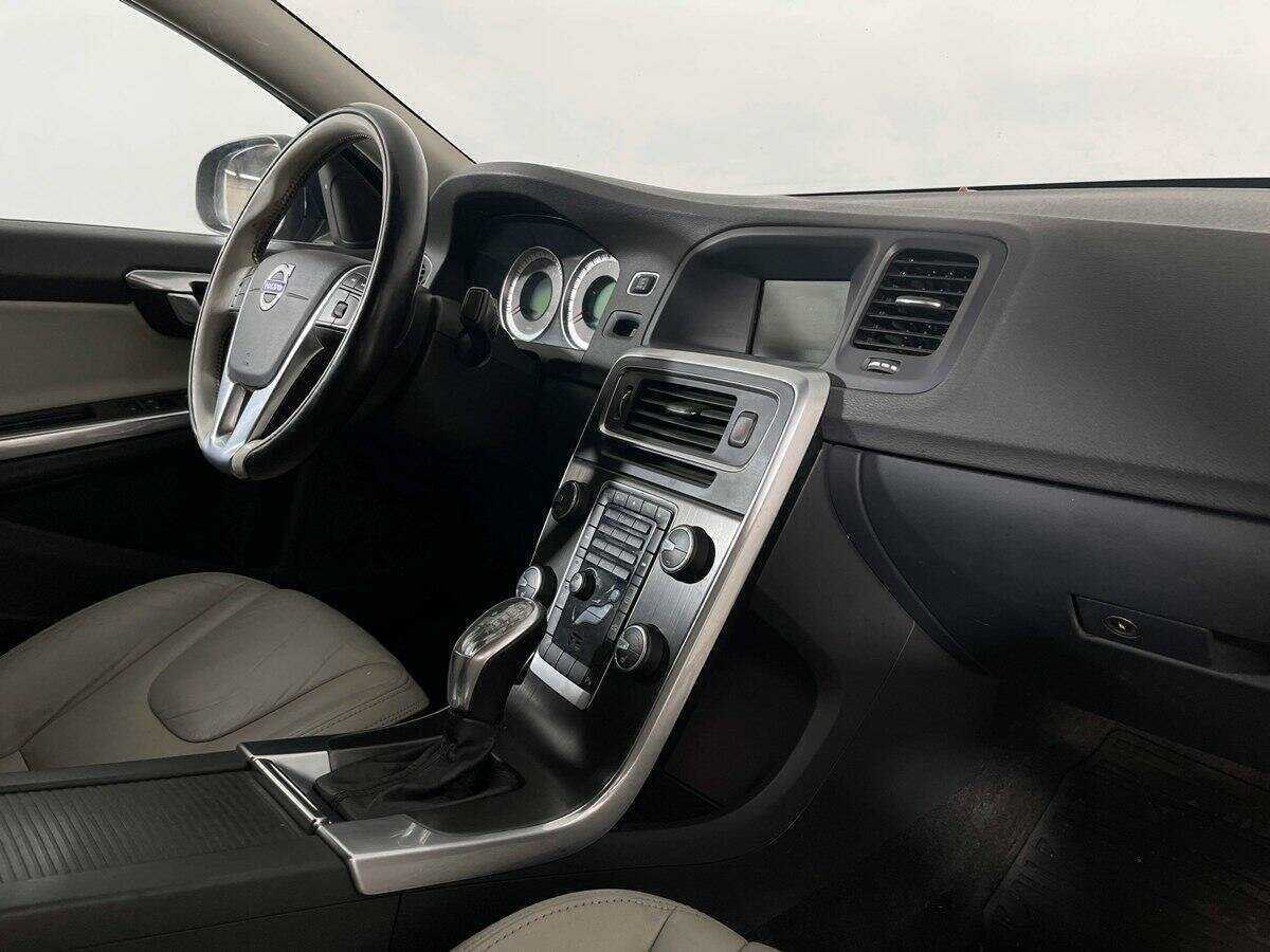 Volvo S60, 2012 Фото №9