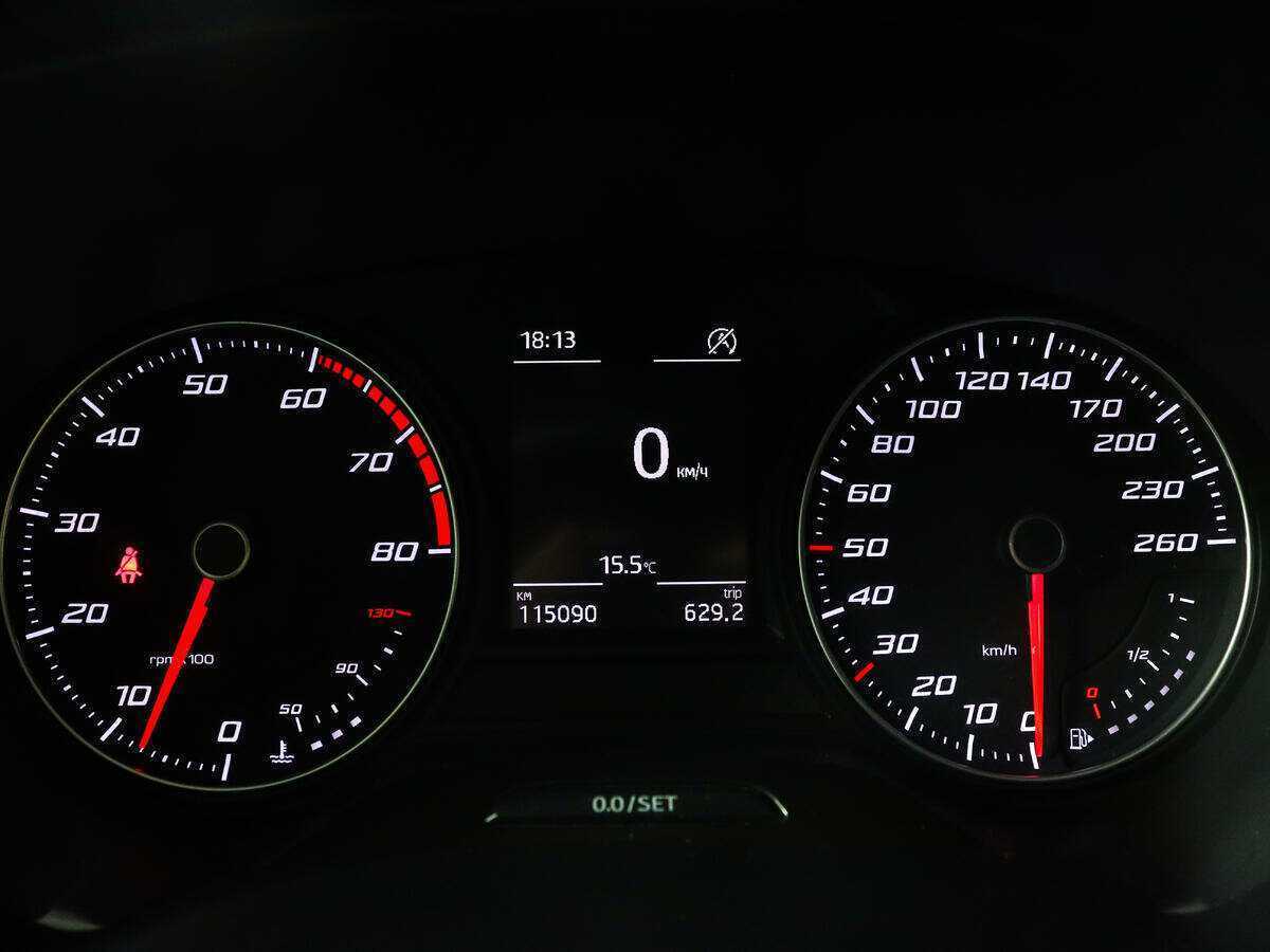 SEAT Leon, 2013 Фото №11