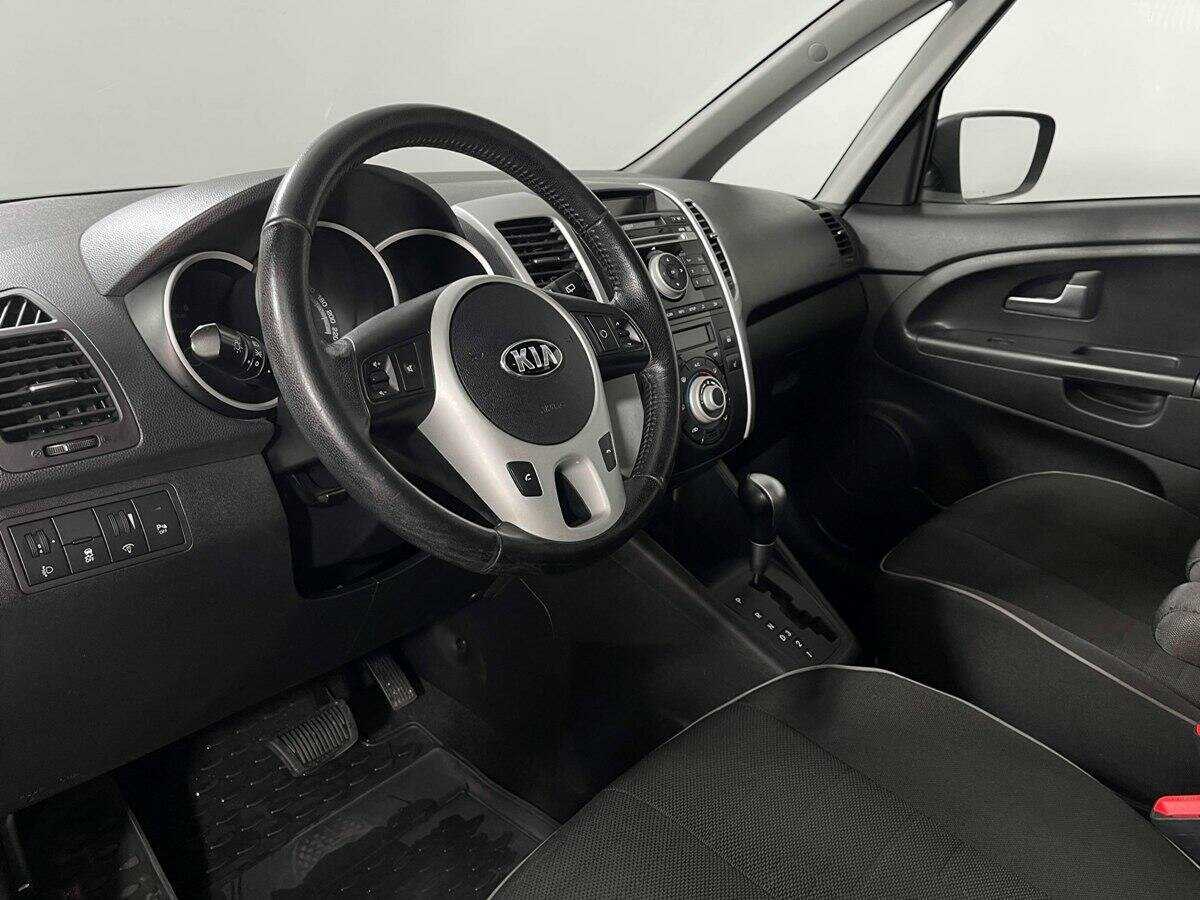 Kia Venga, 2013 Фото №13
