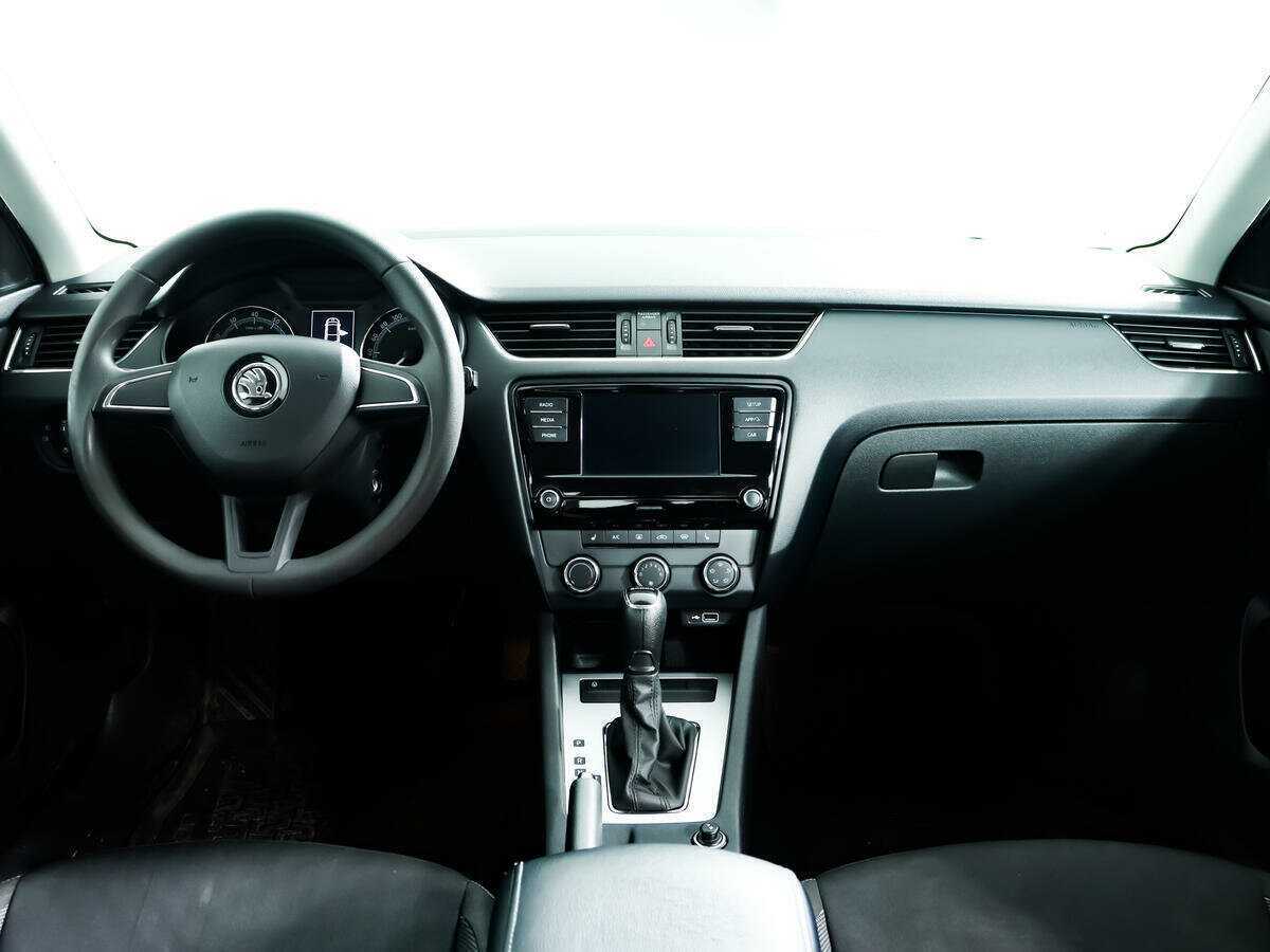 Skoda Octavia, 2018 Фото №11