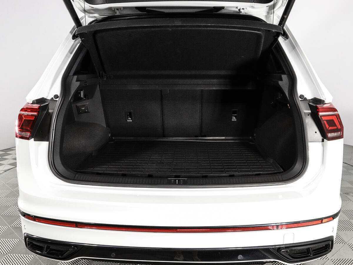 Volkswagen Tiguan, 2021 Фото №18