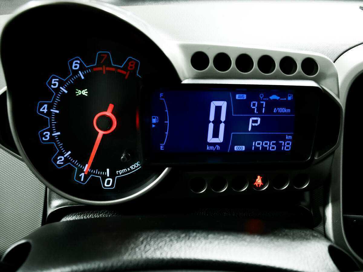 Chevrolet Aveo, 2014 Фото №10