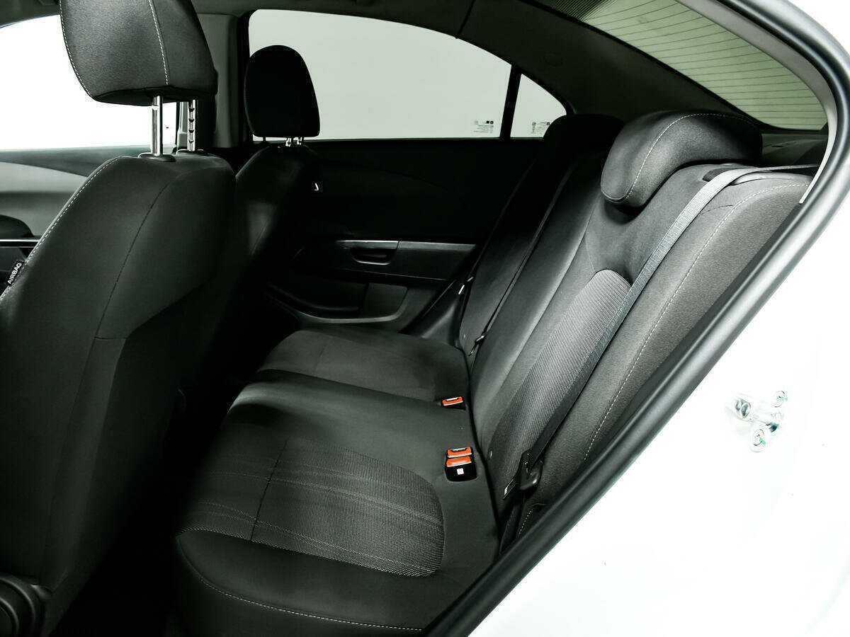 Chevrolet Aveo, 2014 Фото №12