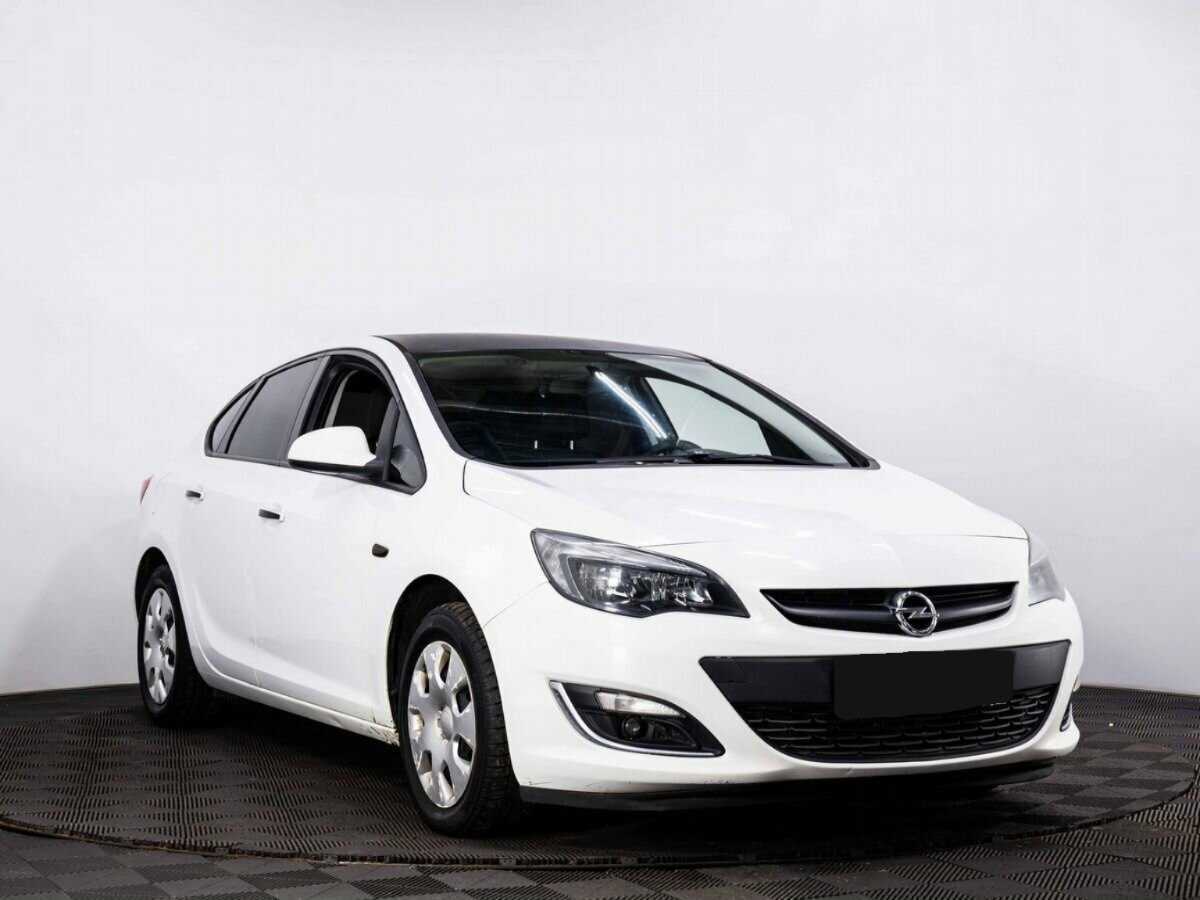 Opel Astra, 2013 - 236 636 км. | Фото №3