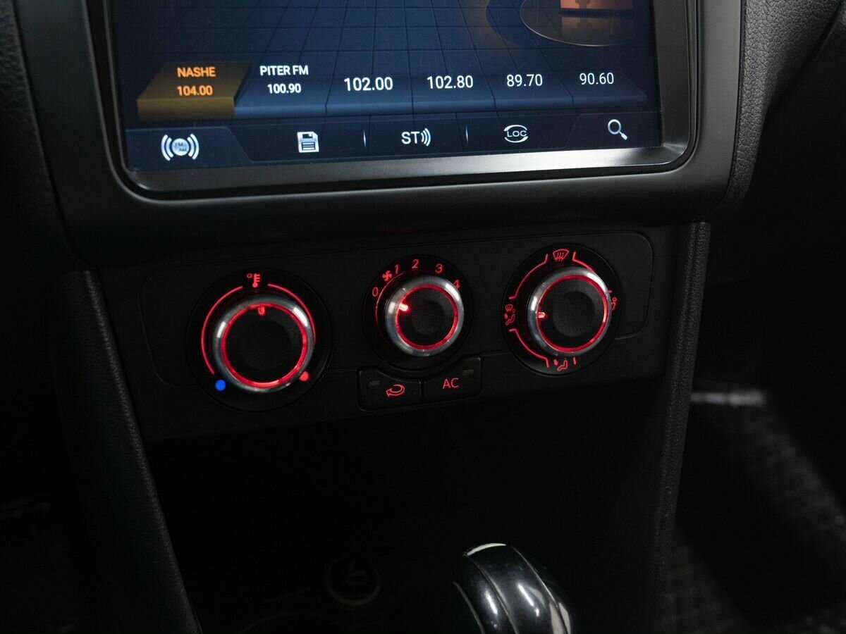 Volkswagen Polo, 2014 Фото №19