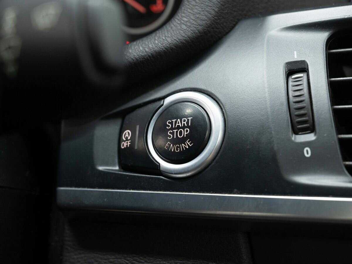 BMW X3 28i xDrive, 2014 Фото №25