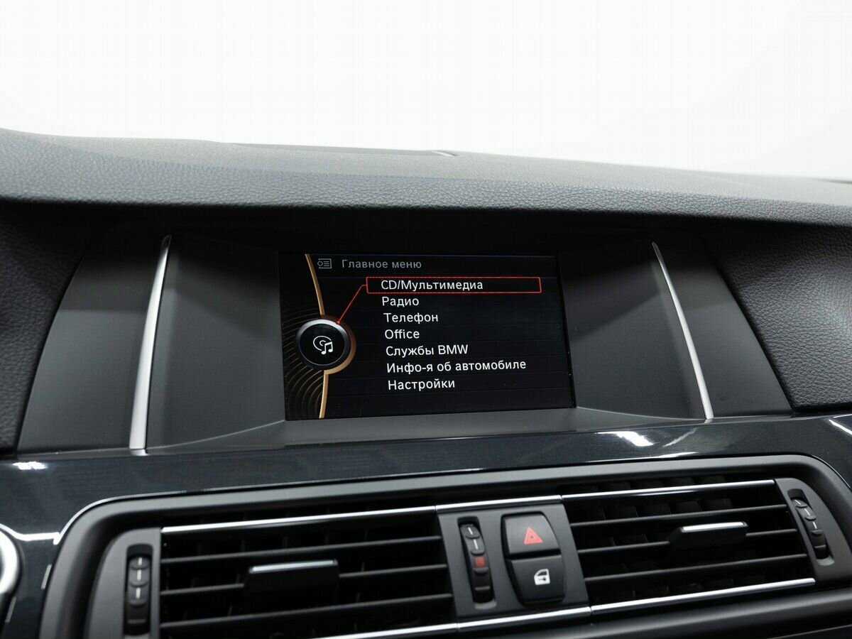 BMW 5 серии 528i xDrive, 2013 Фото №24