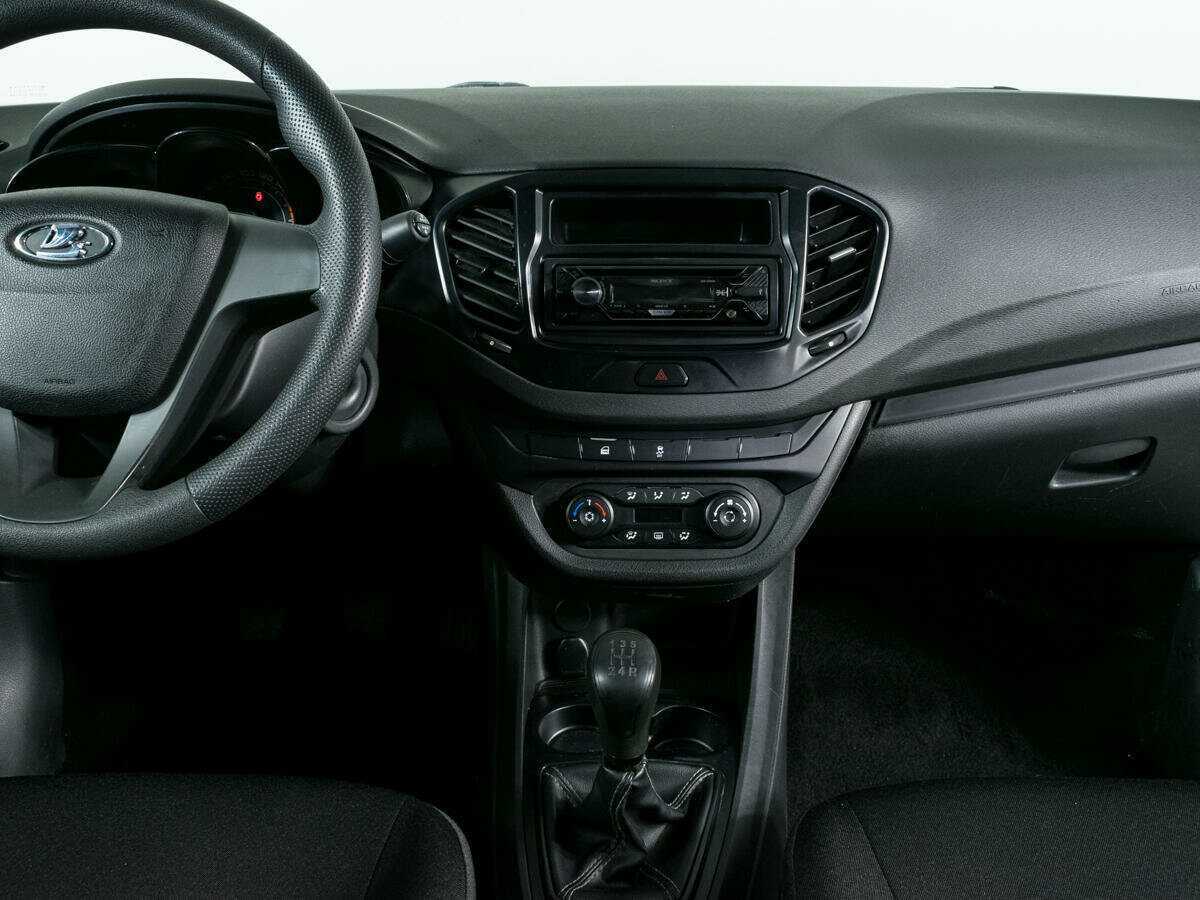 Lada (ВАЗ) Vesta, 2017 Фото №10