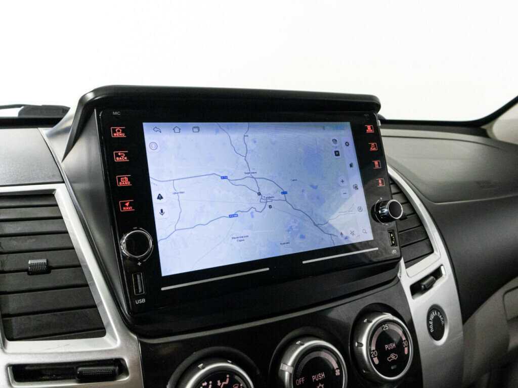 Mitsubishi Pajero Sport, 2014 Фото №15