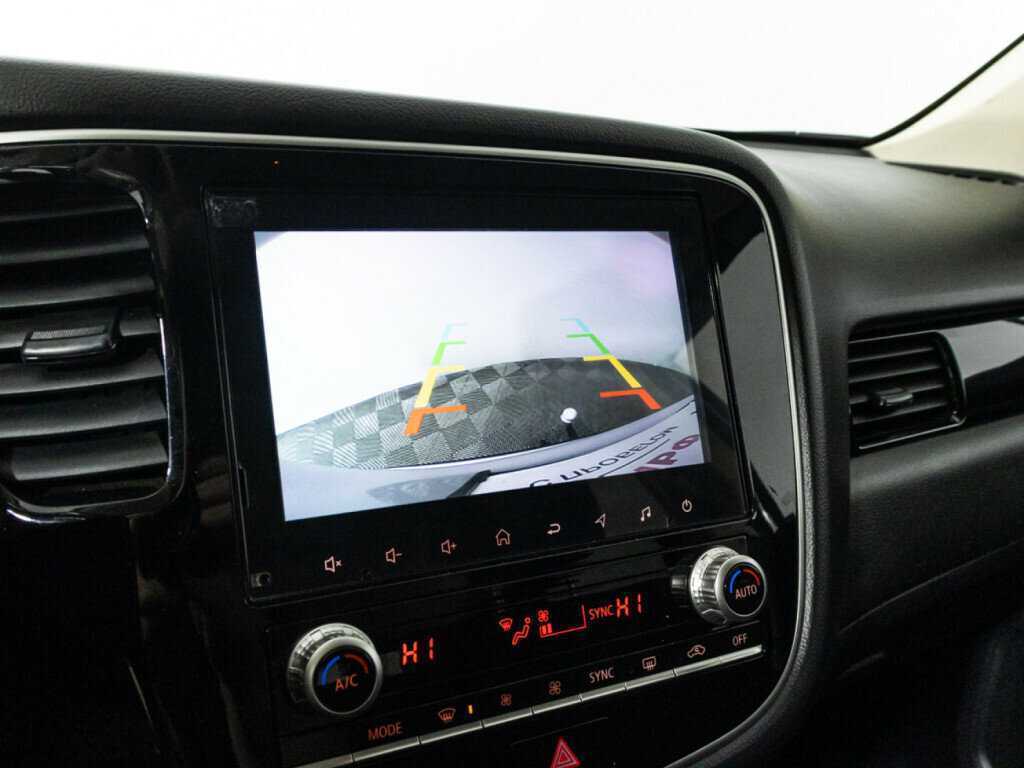 Mitsubishi Outlander, 2021 Фото №17