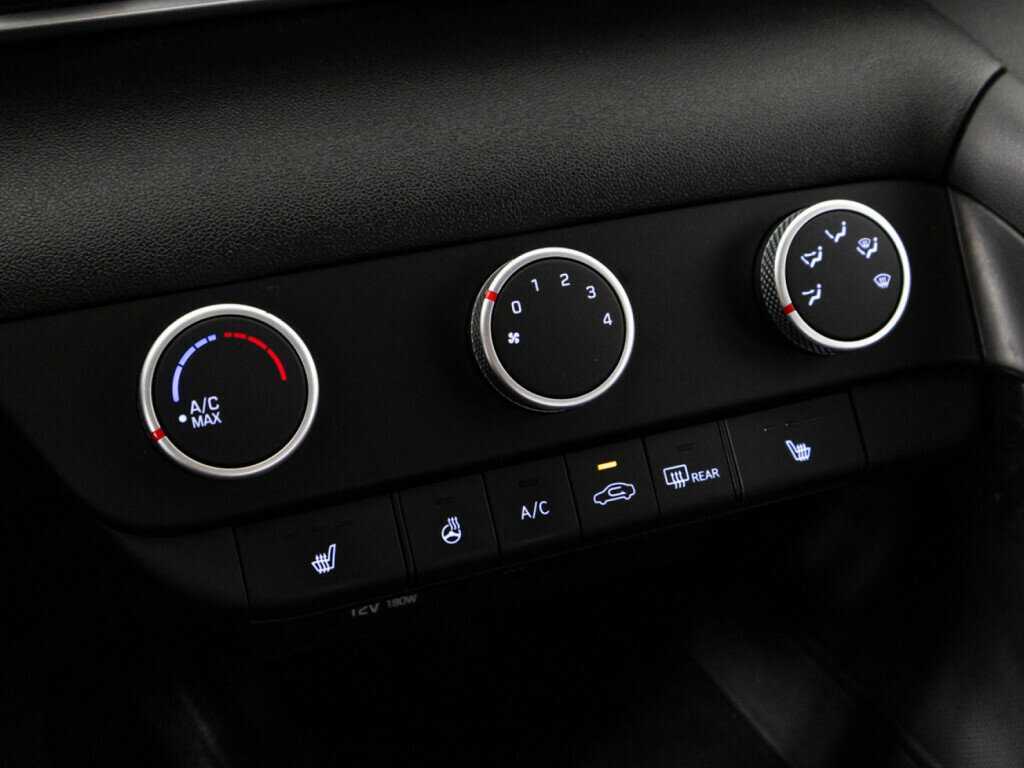 Hyundai Elantra, 2021 Фото №16