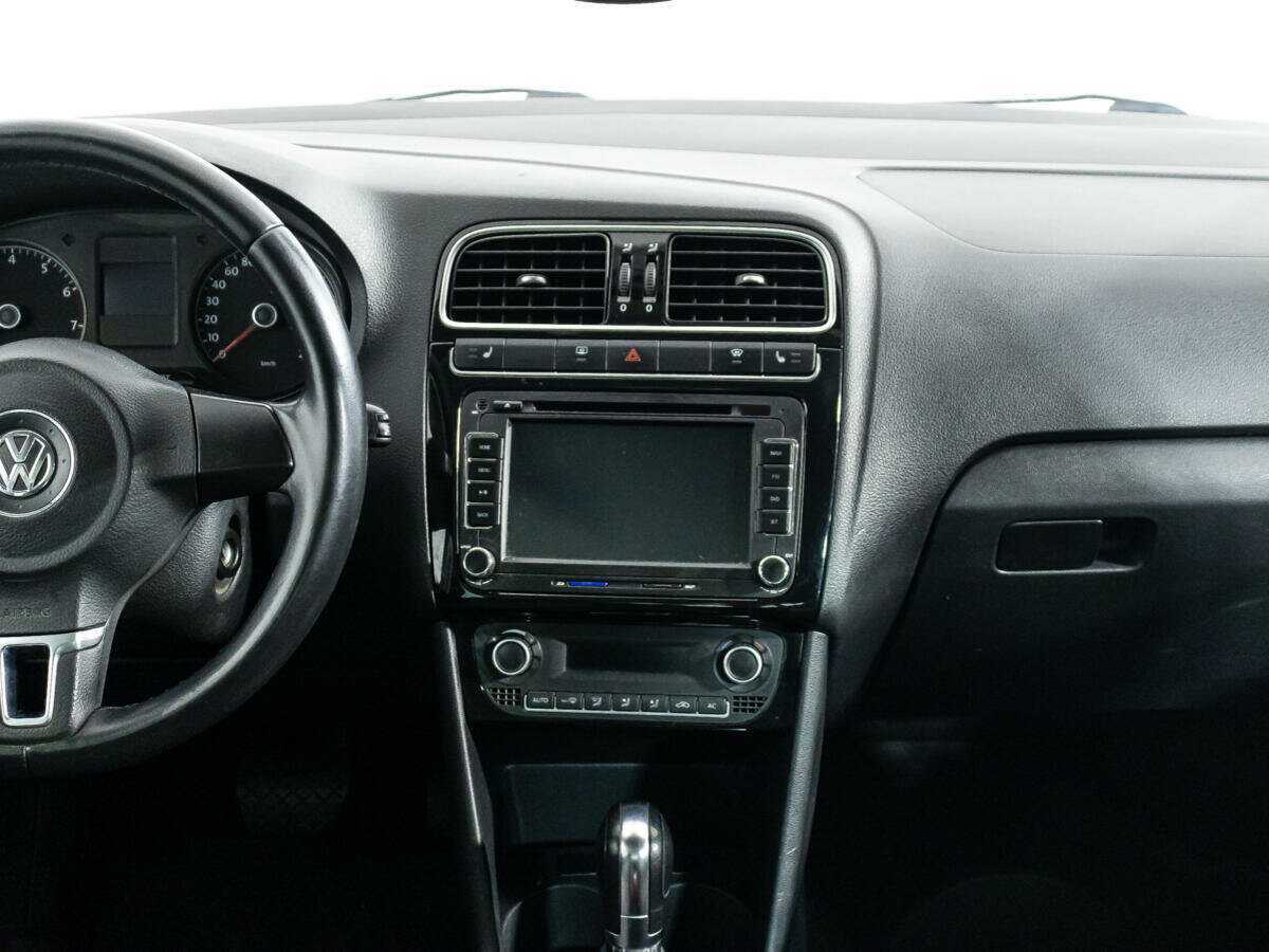 Volkswagen Polo, 2014 Фото №14