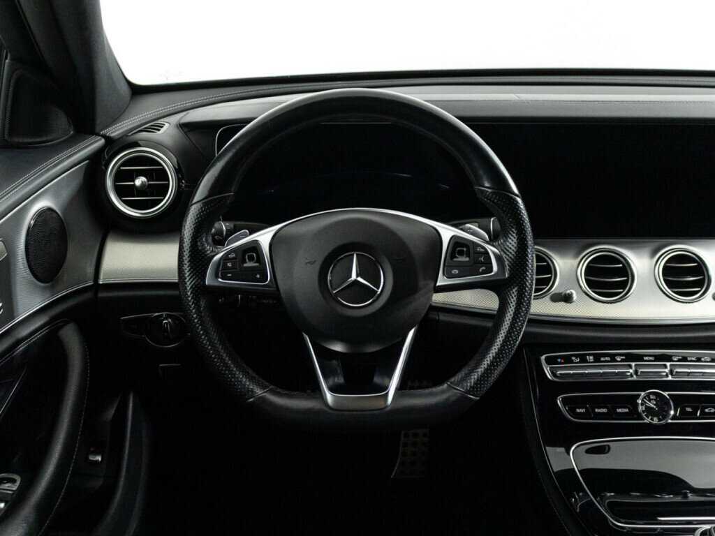 Mercedes-Benz E-Класс 200, 2017 Фото №19