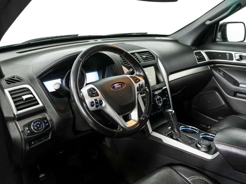 Ford Explorer Sport, 2013 Фото №11