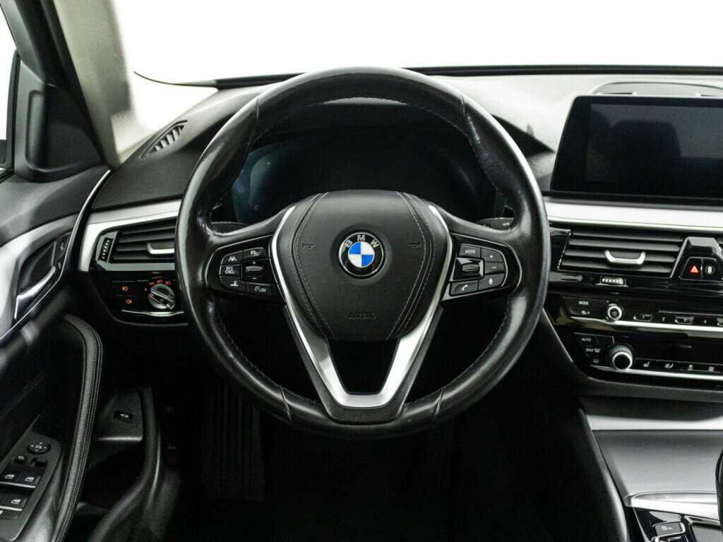 BMW 5 серии 520d xDrive, 2018 Фото №23