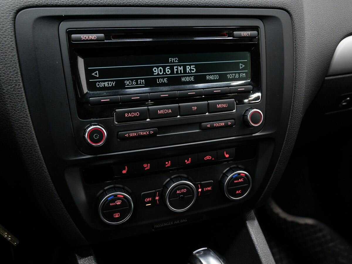 Volkswagen Jetta, 2012 Фото №19