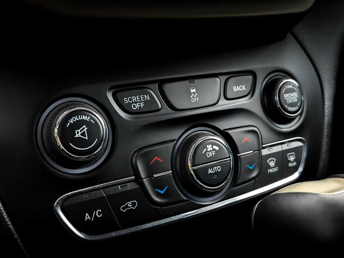 Jeep Cherokee, 2014 Фото №24