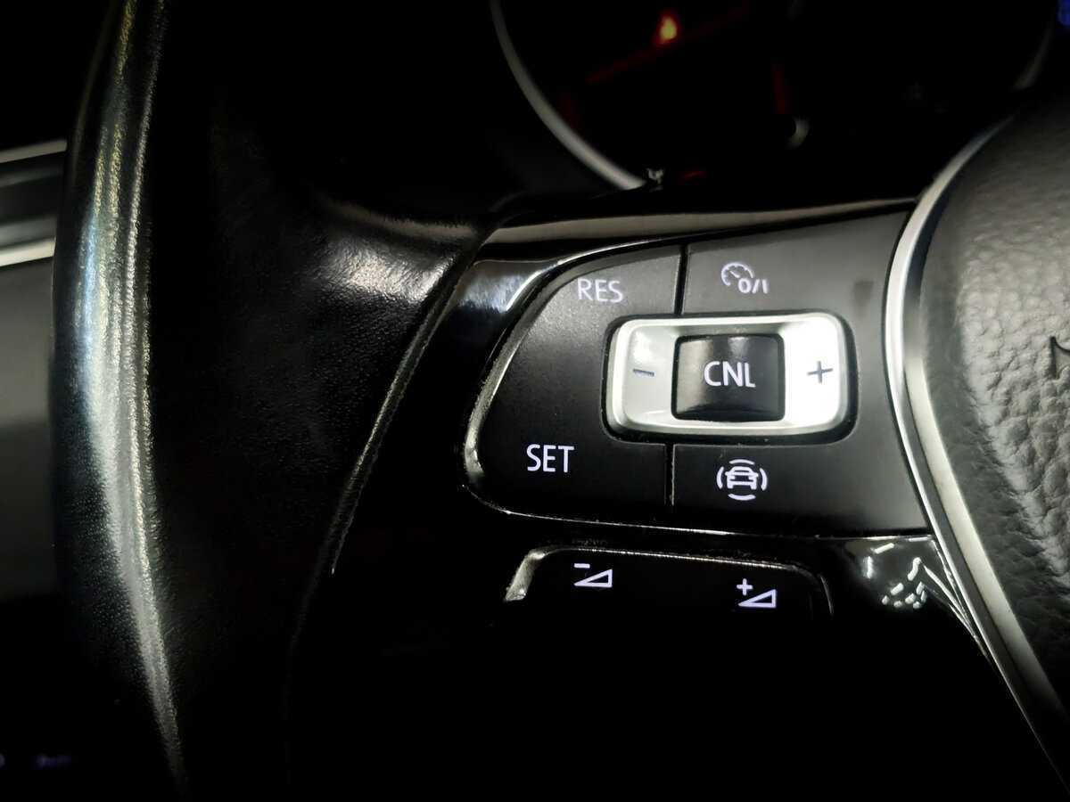 Volkswagen Tiguan, 2019 Фото №27