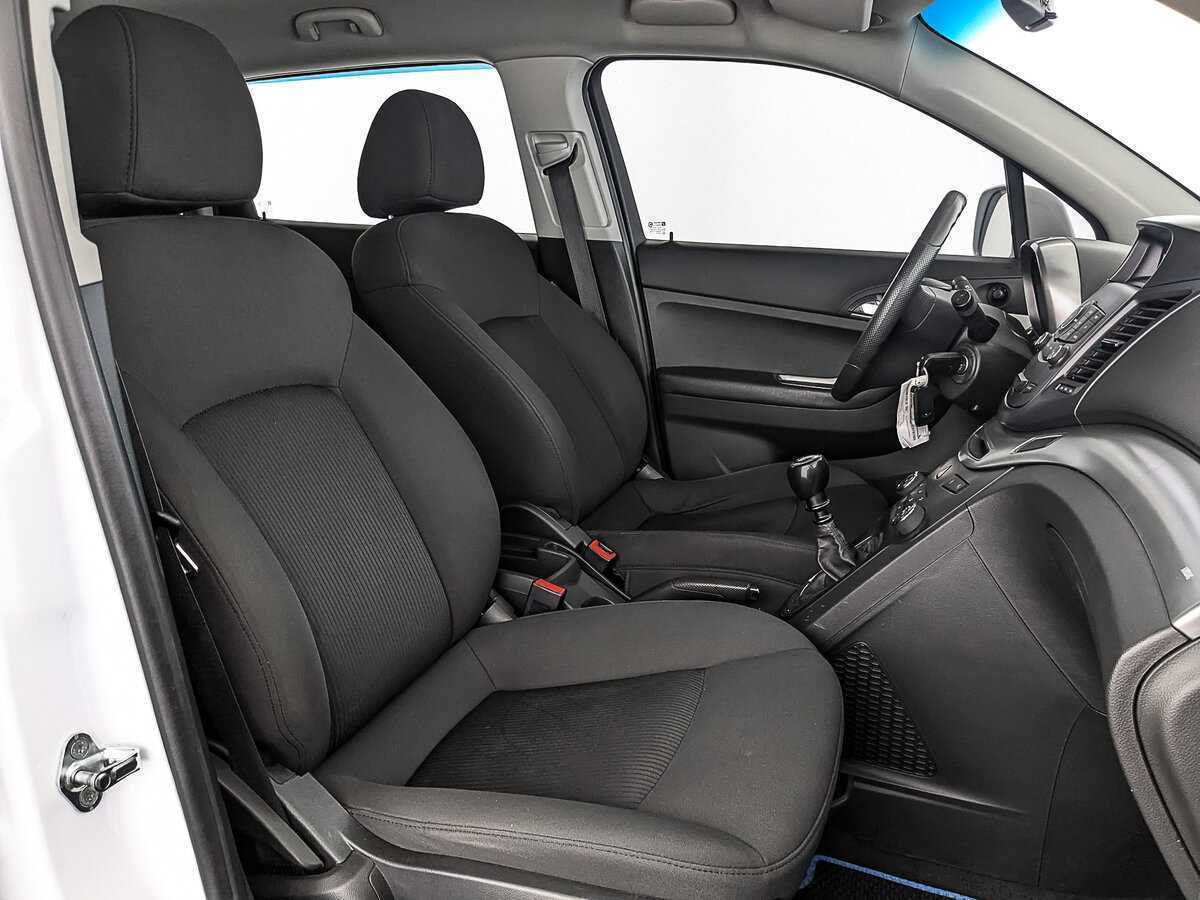 Chevrolet Orlando, 2012 Фото №24