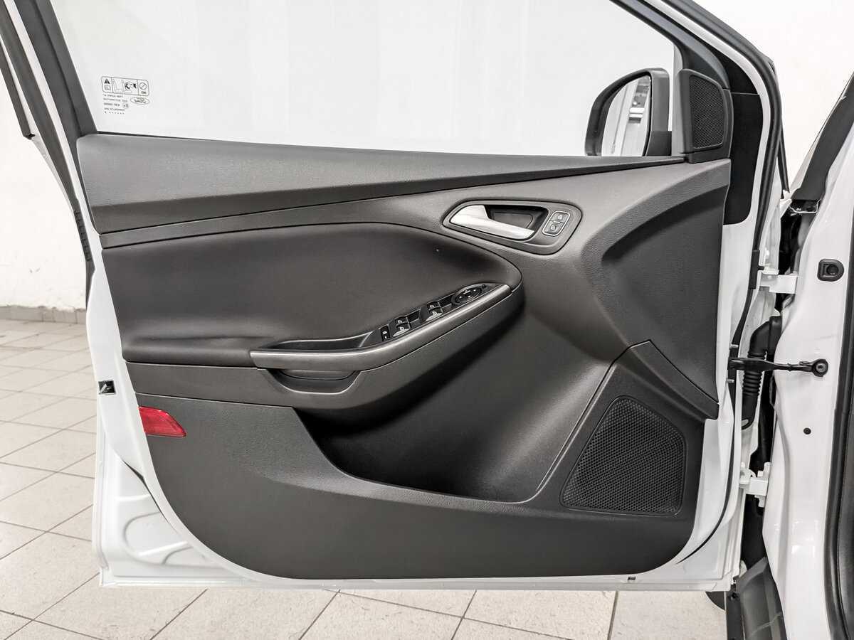 Ford Focus, 2018 Фото №19