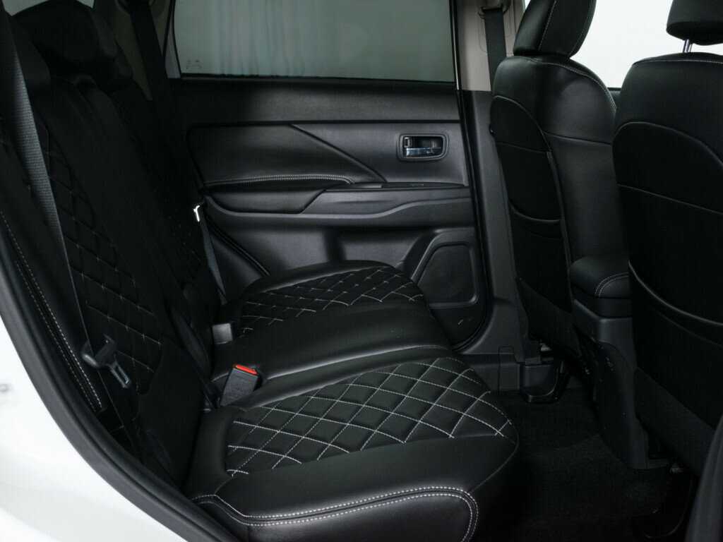 Mitsubishi Outlander, 2022 Фото №10