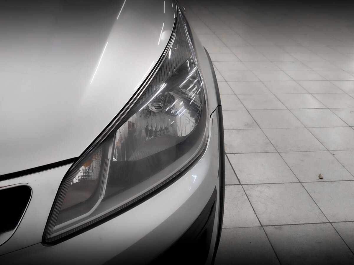 Kia Rio X-Line, 2020 Фото №17