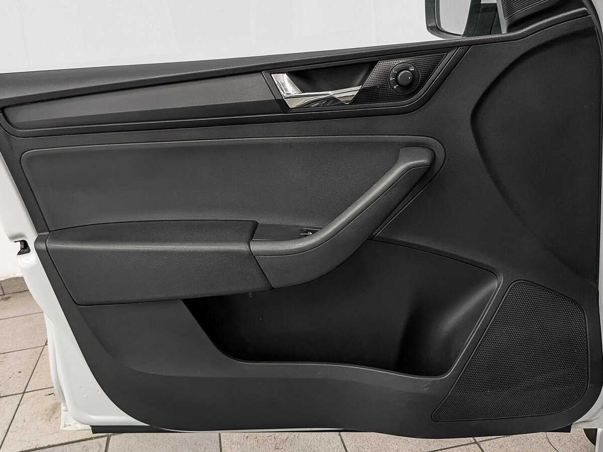 Skoda Rapid, 2017 Фото №19