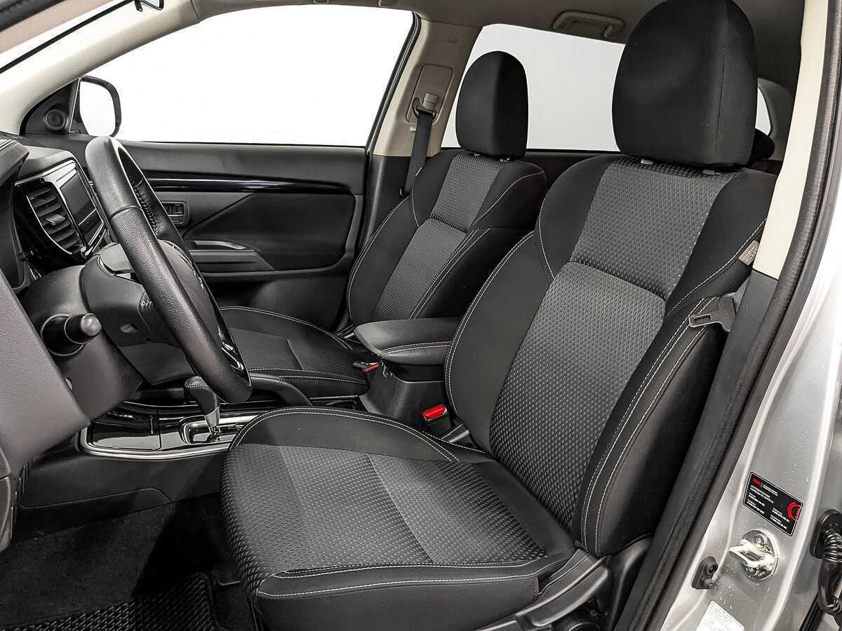 Mitsubishi Outlander, 2020 Фото №20